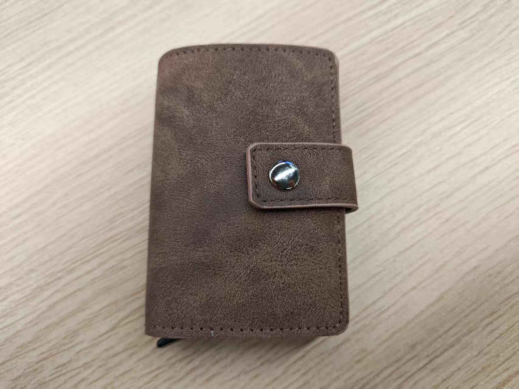 পুরুষদের জন্য সর্বশেষ ডিজাইন মাল্টিফাংশনাল Rfid ব্লকিং কার্ড হোল্ডার